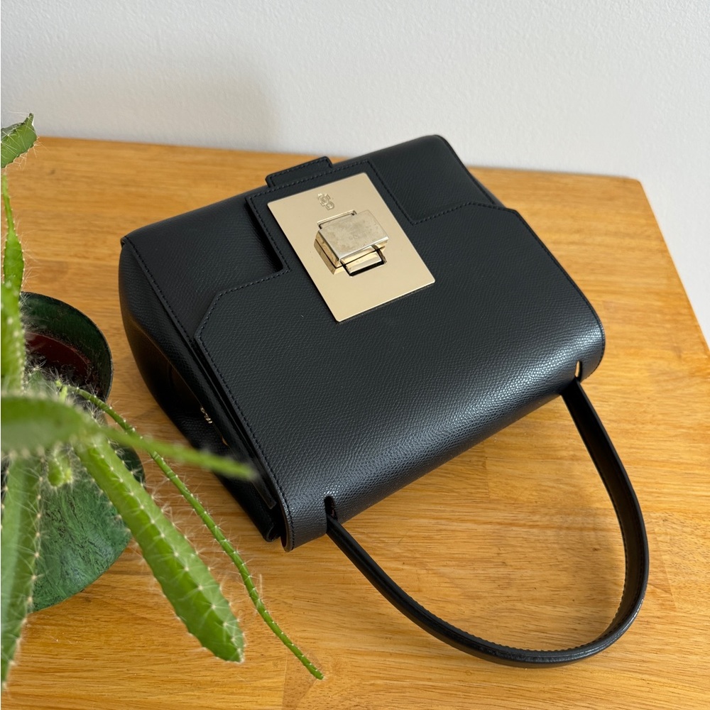 Vintage leather bag. Italy.